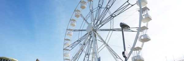 How to Organise a Grand Event with Ferris Wheel Hire in Melbourne?